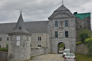 Château de l'Avouerie près du gîte Casa Lea à Anthisnes